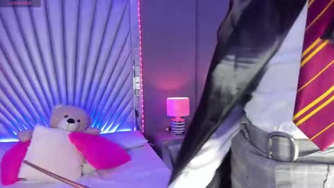 Snapshot of gabbybale chatting on 10.30.25 Gabbybale online show from 10.30.25