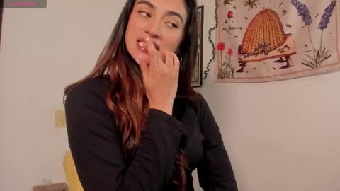 Snapshot of gabee7_ chatting on 10.02.25 NEW ACCOUNT Gabriella online show from 10.02.25