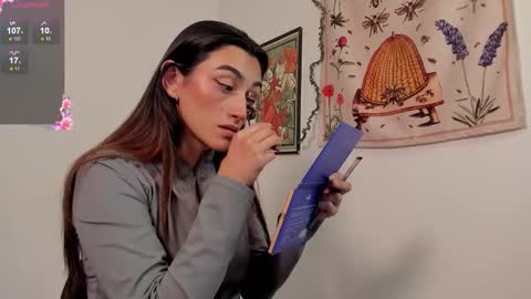 Snapshot of gabee7_ chatting on 10.27.25 NEW ACCOUNT Gabriella online show from 10.27.25