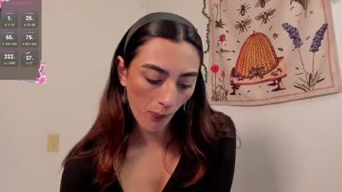 Snapshot of gabee7_ chatting on 11.14.25 NEW ACCOUNT Gabriella online show from 11.14.25