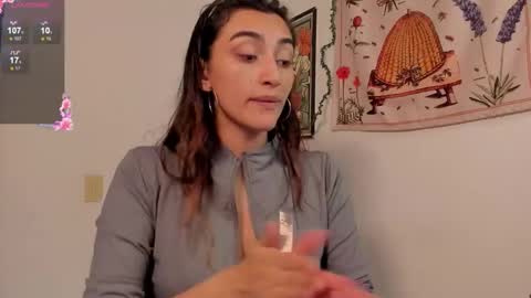 Snapshot of gabee7_ chatting on 11.21.25 NEW ACCOUNT Gabriella online show from 11.21.25