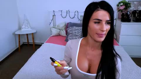 Snapshot of gabi_carter chatting on 05.11.26 GabiCarter online show from 05.11.26