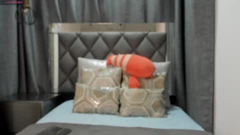   Instagram soygabi g   online show from 05.08.26