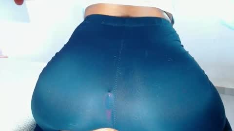 gabi_jhons_23 online show from 04.26.26