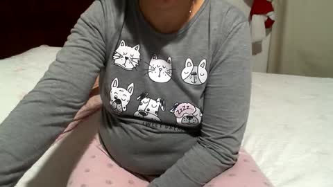 Snapshot of gabibrasil chatting on 07.15.26 gaby layla online show from 07.15.26