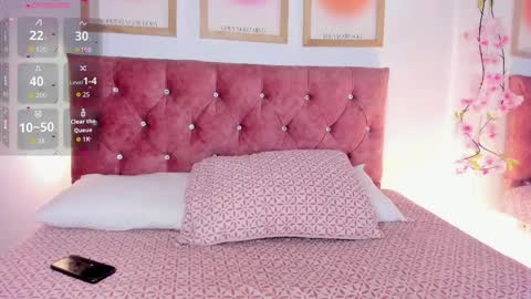 Snapshot of gabihills chatting on 12.21.25 GABRIELA online show from 12.21.25