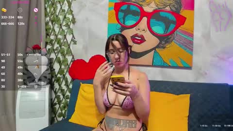 Snapshot of gabimorgan chatting on 11.17.25 Gabi Morgan online show from 11.17.25