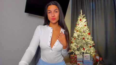 Snapshot of gabri_baby chatting on 12.28.24 The next stream in car 1 december 10pm time in France online show from 12.28.24