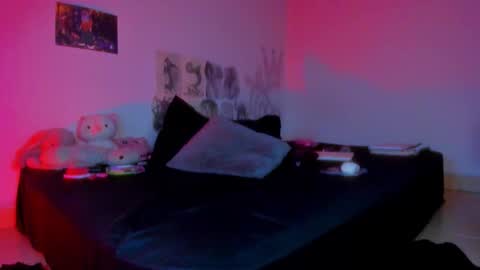 Snapshot of gabriela_bunny chatting on 09.20.25 Gabriela online show from 09.20.25