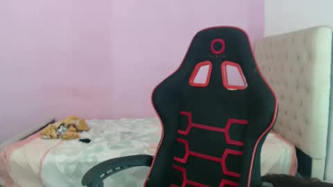 Snapshot of gabriela_jay1 chatting on 02.12.25 G A B R I E L A I S B A C K. online show from 02.12.25