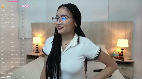 Gabriela Vargas online show from 06.23.26