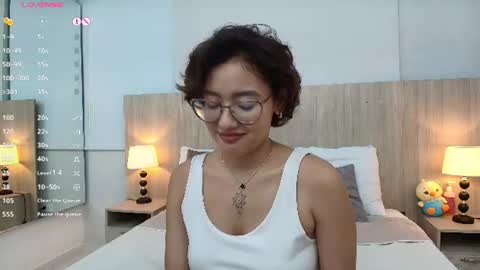 Gabriela Vargas online show from 07.07.26