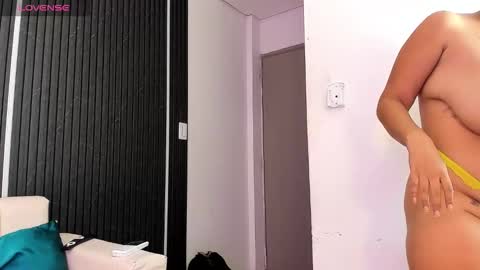 gabrielaa_miller_ online show from 11.24.25