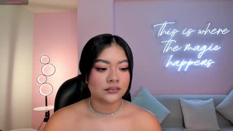 Gabriella Lee online show from 10.07.25