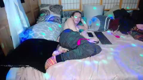 Snapshot of gabriellamorgan chatting on 12.12.24 gabriellamorgan online show from 12.12.24
