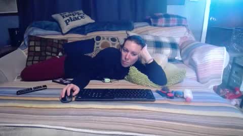 Snapshot of gabriellamorgan chatting on 12.13.24 gabriellamorgan online show from 12.13.24