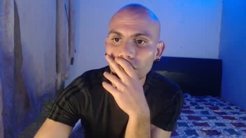 Snapshot of gabrielle_ramirez chatting on 02.13.25 Gabriel online show from 02.13.25