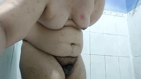 Snapshot of gaburieru_sempai chatting on 01.12.25 Gabriel online show from 01.12.25