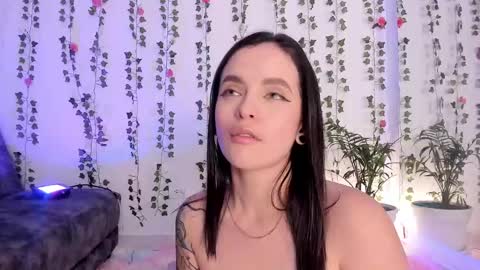 Snapshot of gaby_mason chatting on 02.09.25 Gaby online show from 02.09.25