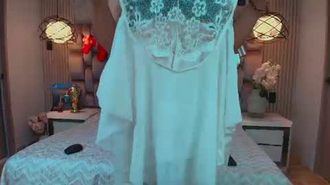 GabyEvans online show from 06.20.26