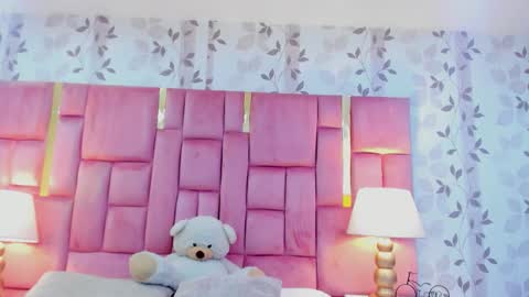 gabymoreau online show from 03.05.26