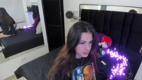 Snapshot of gabys_davisx chatting on 02.24.25 Gabby online show from 02.24.25
