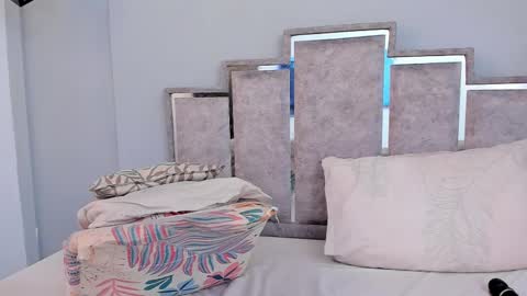 Snapshot of gabyyjones chatting on 02.13.25 gabyyjones online show from 02.13.25