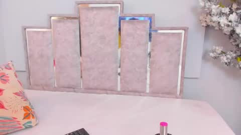 Snapshot of gabyyjones chatting on 02.26.25 gabyyjones online show from 02.26.25