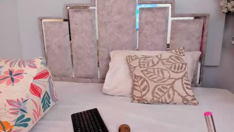 Snapshot of gabyyjones chatting on 02.27.25 gabyyjones online show from 02.27.25