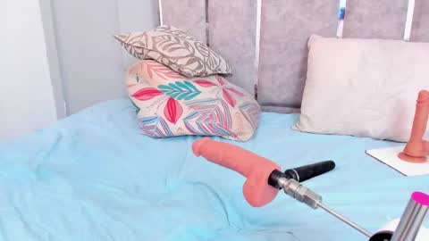 Snapshot of gabyyjones chatting on 02.28.25 gabyyjones online show from 02.28.25