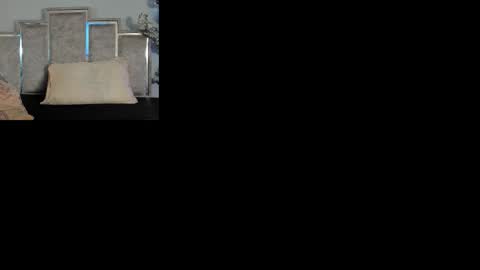 Snapshot of gabyyjones chatting on 11.21.25 gabyyjones online show from 11.21.25