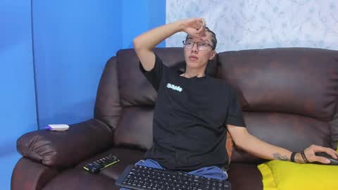 Snapshot of gadiel_sex chatting on 02.25.25 gadiel_sex online show from 02.25.25