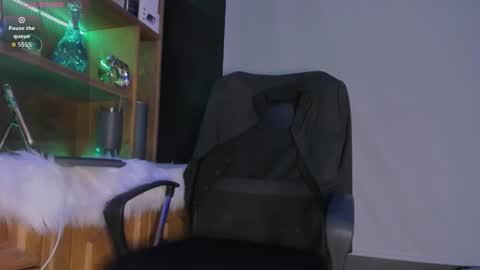 Gael Williams online show from 11.14.25