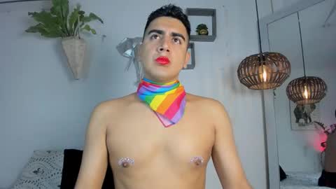 Snapshot of gaelpike chatting on 11.22.25 Gael online show from 11.22.25