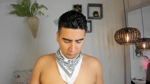 Snapshot of gaelpike chatting on 11.25.25 Gael online show from 11.25.25