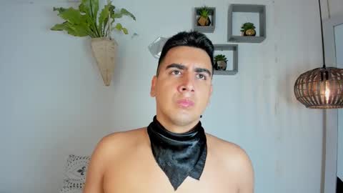 Snapshot of gaelpike chatting on 11.28.25 Gael online show from 11.28.25