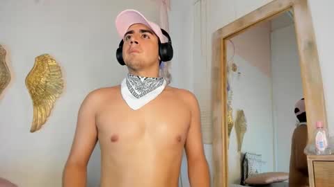 Snapshot of gaelpike chatting on 12.13.25 Gael online show from 12.13.25