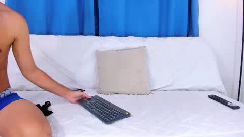 gal_stone_ online show from 06.25.26