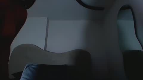 Snapshot of galaanderson chatting on 11.22.25 galaanderson online show from 11.22.25