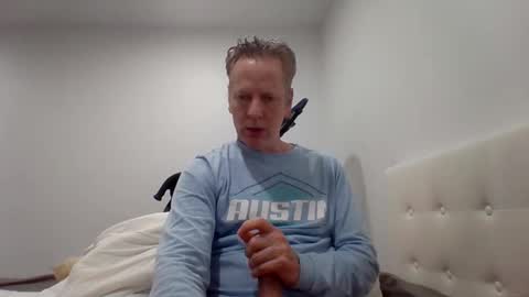 Snapshot of gamerboy200 chatting on 04.02.26 gamerboy200 online show from 04.02.26