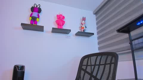 Snapshot of gangster_girl chatting on 11.02.25 GANG online show from 11.02.25