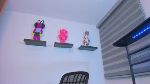 Snapshot of gangster_girl chatting on 11.22.25 GANG online show from 11.22.25