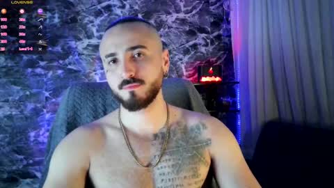 Snapshot of garbel09 chatting on 02.25.25 Chris  Dont forget to gift me thumb up Its very important to me and makes me happy AF  online show from 02.25.25