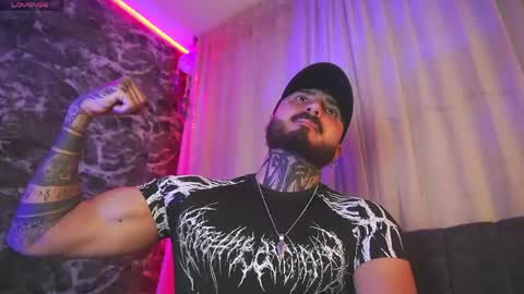 Chris  Dont forget to gift me thumb up Its very important to me and makes me happy AF  online show from 05.04.26