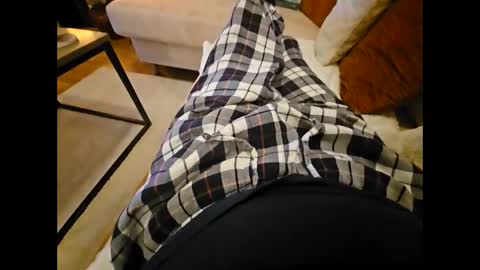 Snapshot of garbis11 chatting on 11.01.25 garbis11 online show from 11.01.25