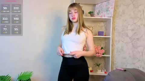 Violla online show from 04.14.26
