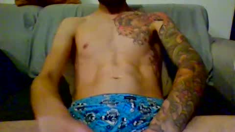 Snapshot of garyreal1990 chatting on 11.20.25 garyreal1990 online show from 11.20.25