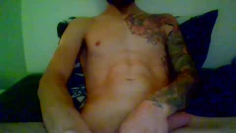 Snapshot of garyreal1990 chatting on 12.02.25 garyreal1990 online show from 12.02.25