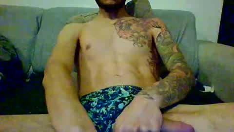 Snapshot of garyreal1990 chatting on 12.19.25 garyreal1990 online show from 12.19.25