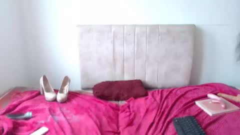 gatita13333321 online show from 02.14.26